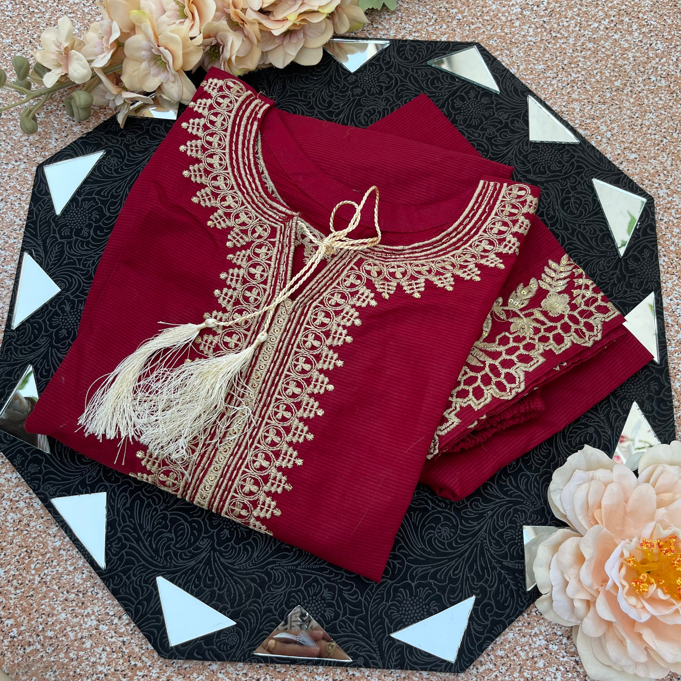 Leila Embroidered 2pcs